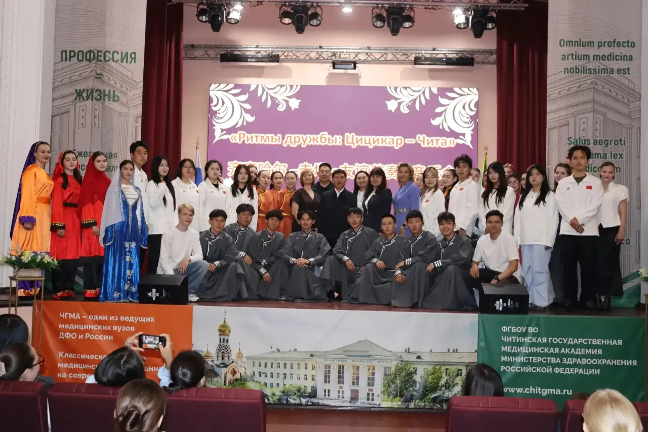 Russia Medical Universities Strengthen Friendship Through Cultural Exchange Concert