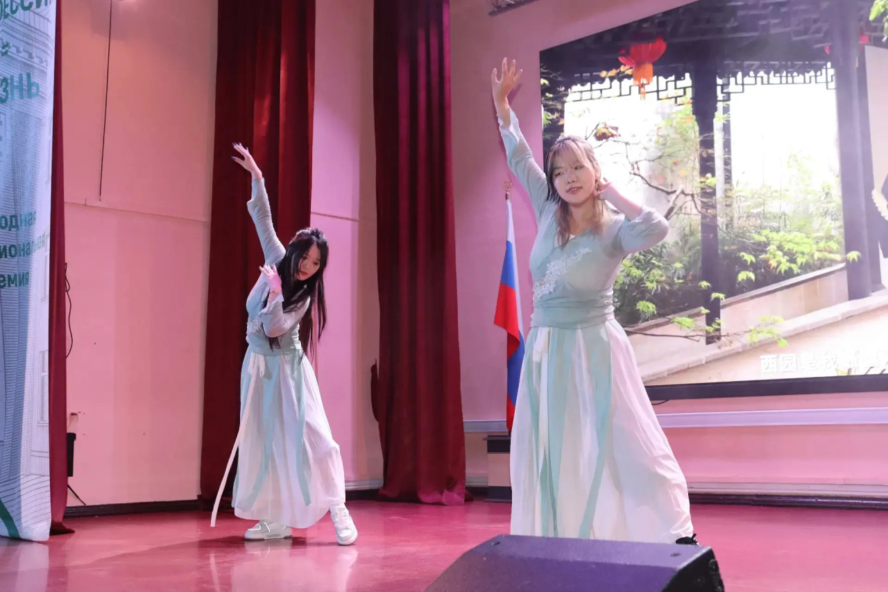 Qiqihar Medical University student exchange program