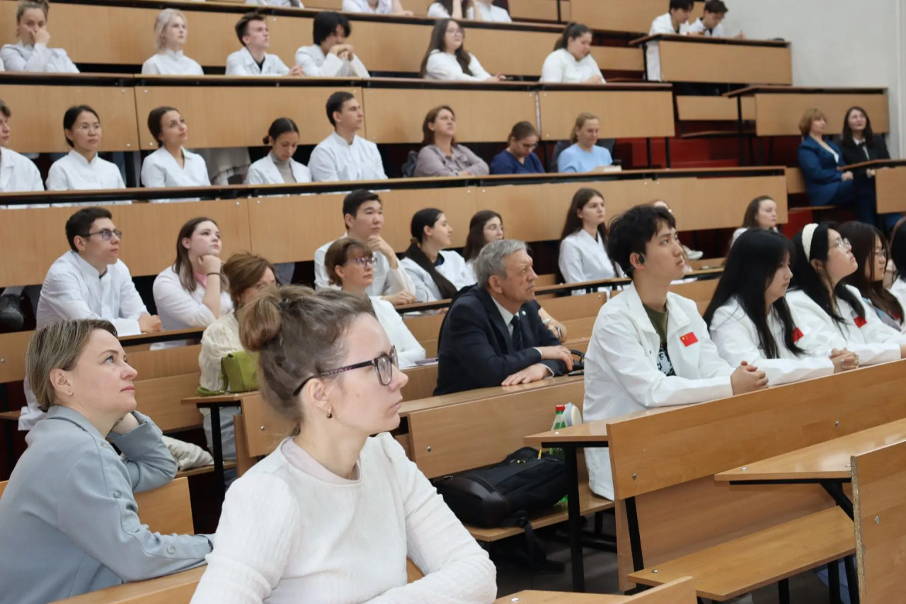 Floating needle technique Chinese medicine lecture